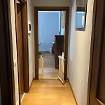 Appartamento In - Jerry's House - 100mt Dal